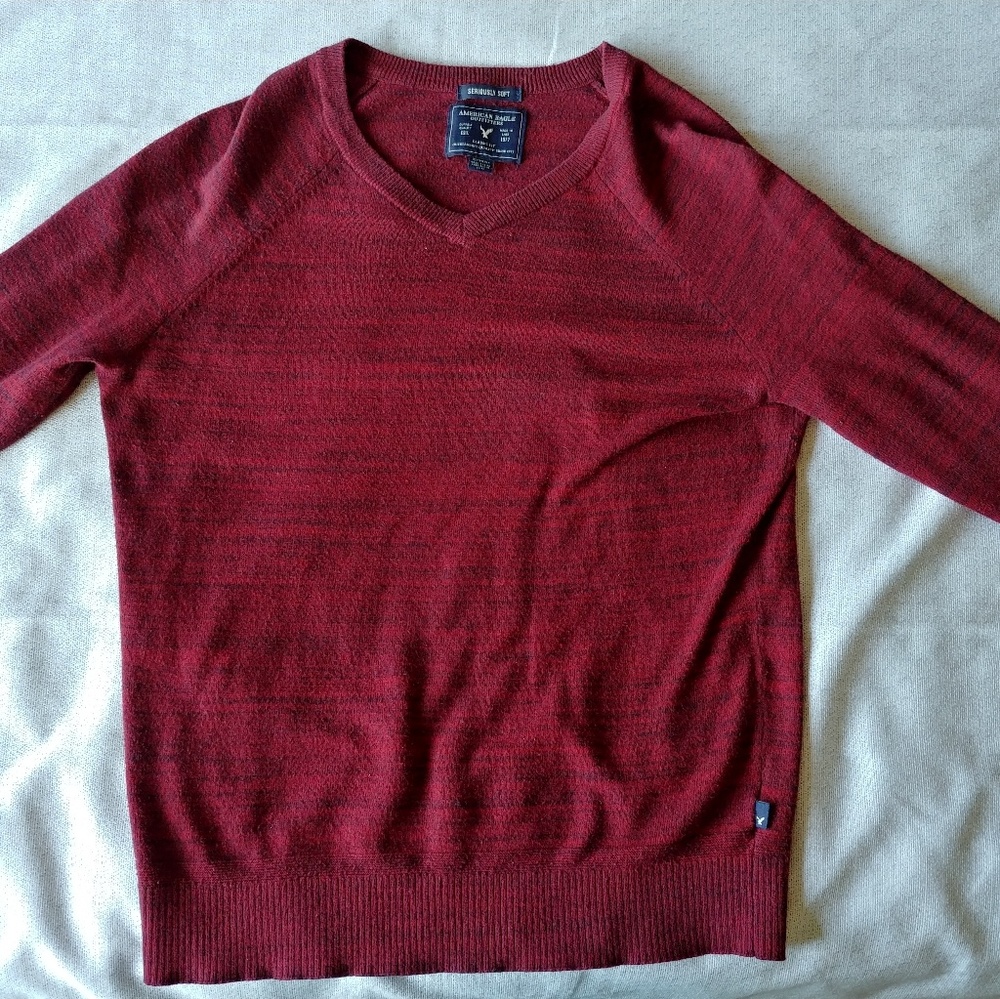 American Eagle Red longsleeve